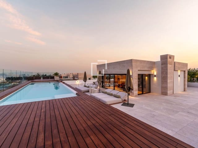 4 bedroom Apartment for sale in Marbella with pool garage - € 11,400,000 (Ref: 9932386)