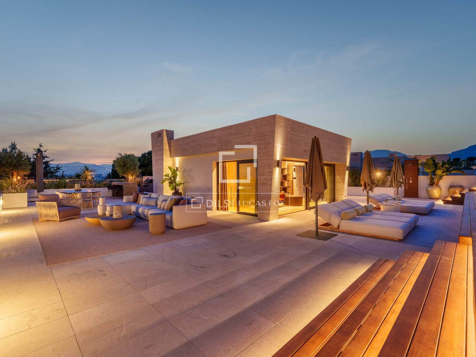 4 soverom Leilighet til salgs i Marbella med svømmebasseng garasje - € 11 400 000 (Ref: 9932386)