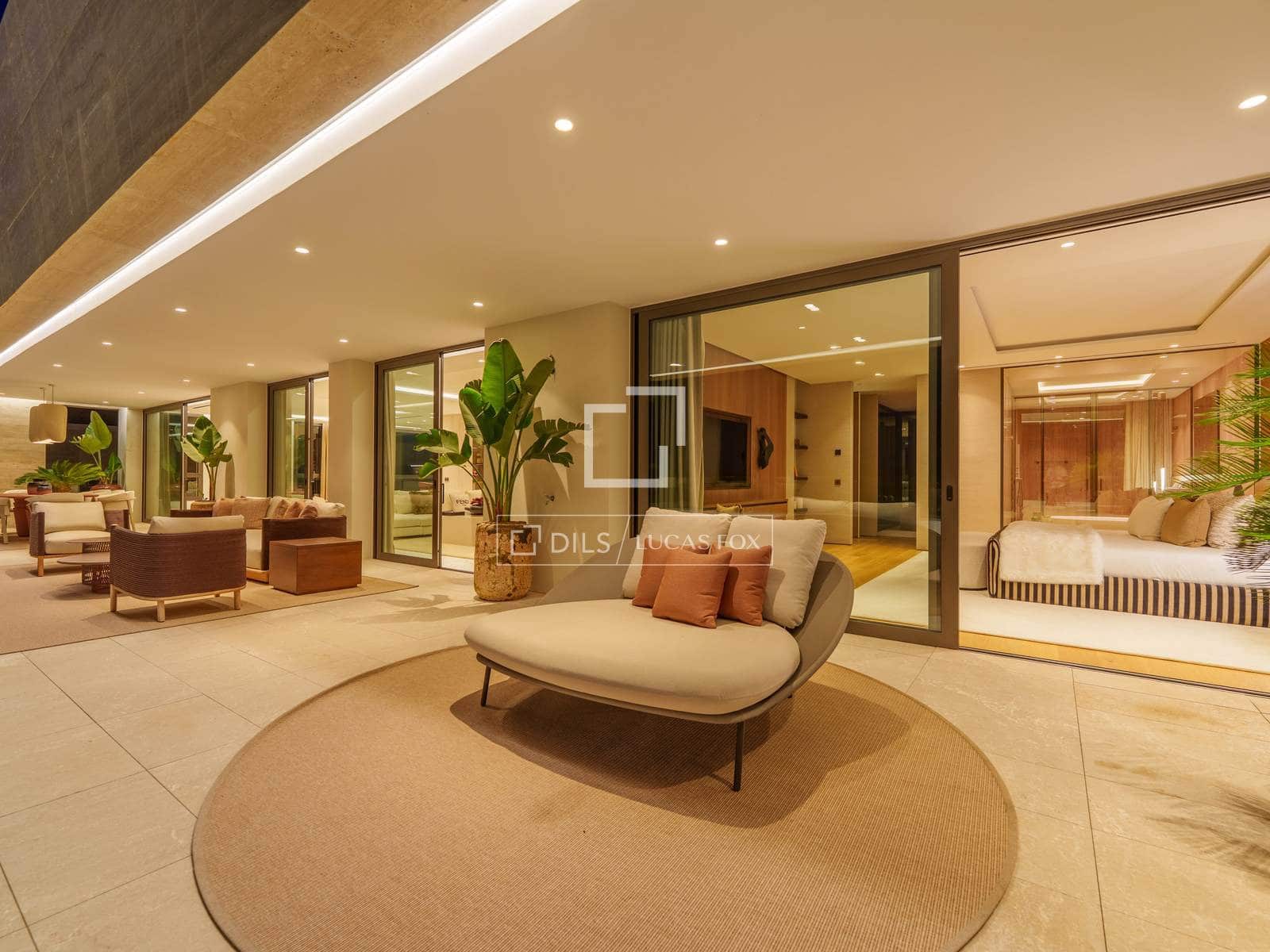 4 soverom Leilighet til salgs i Marbella med svømmebasseng garasje - € 11 400 000 (Ref: 9932386)