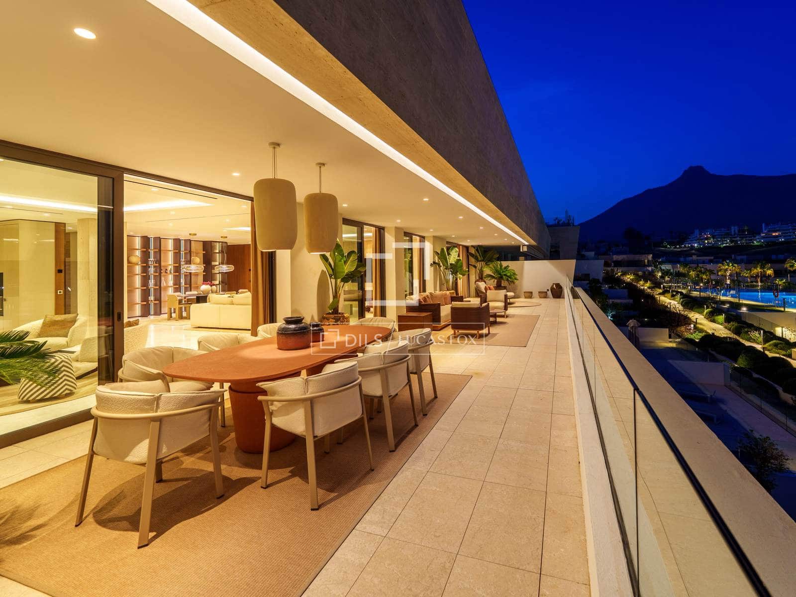 4 soverom Leilighet til salgs i Marbella med svømmebasseng garasje - € 11 400 000 (Ref: 9932386)