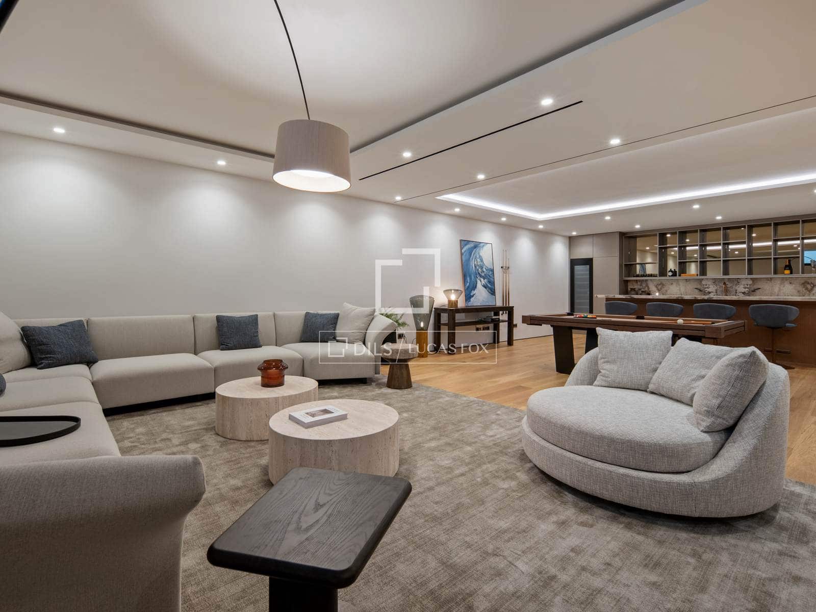 4 bedroom Penthouse for sale in Marbella with pool garage - € 4,850,000 (Ref: 9932387)