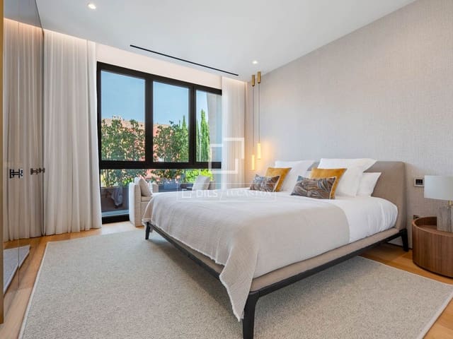 4 slaapkamer Penthouse te koop in Marbella met zwembad garage - € 4.850.000 (Ref: 9932387)