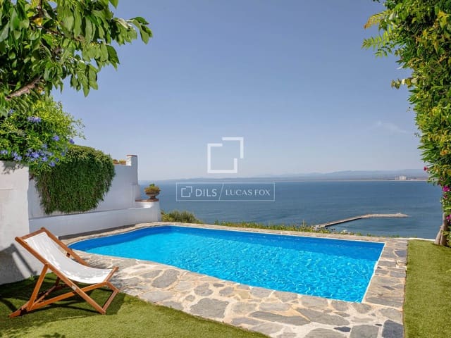 3 sypialnia Willa na sprzedaż w Roses z basenem garażem - 895 000 € (Ref: 9932559)