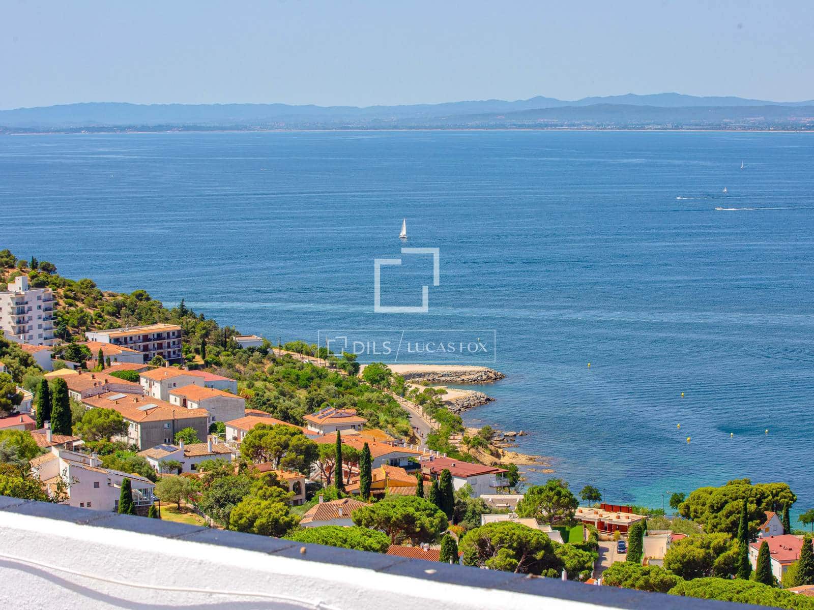 3 soveværelse Villa til salg i Roses med swimmingpool garage - € 895.000 (Ref: 9932559)