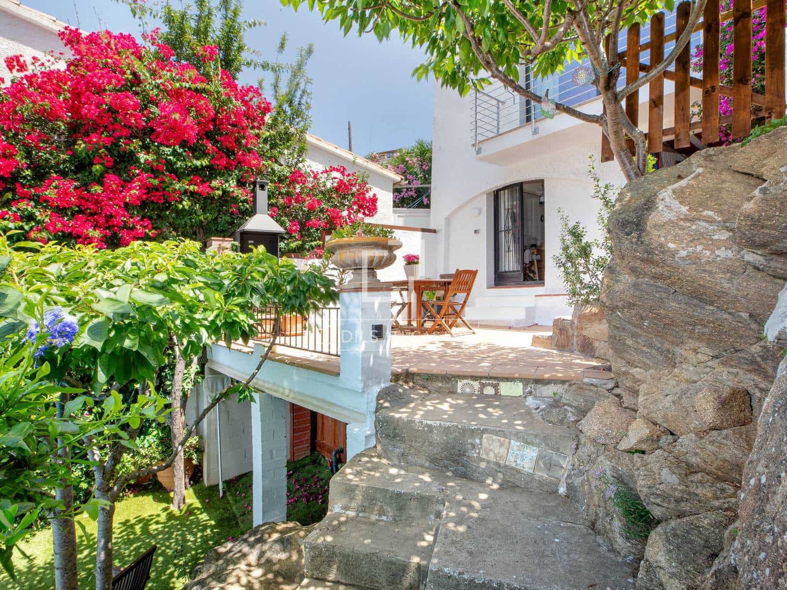 3 soveværelse Villa til salg i Roses med swimmingpool garage - € 895.000 (Ref: 9932559)