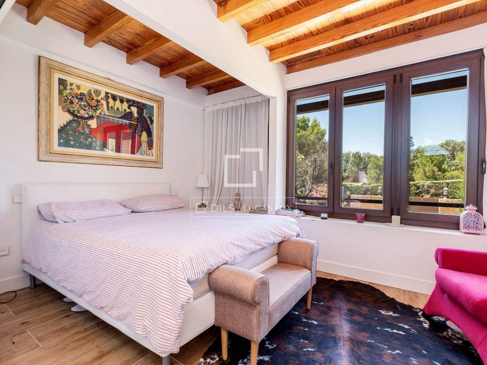 8 bedroom Villa for sale in Las Rozas de Madrid with pool garage - € 1,975,000 (Ref: 9935098)