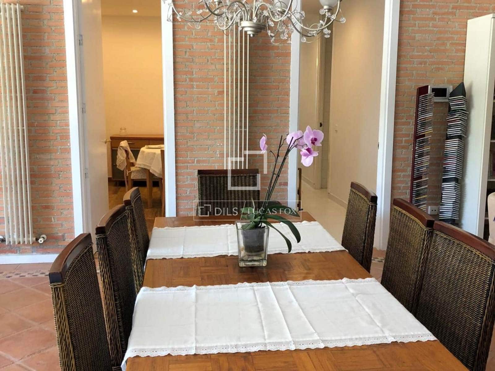 8 bedroom Villa for sale in Las Rozas de Madrid with pool garage - € 1,975,000 (Ref: 9935098)