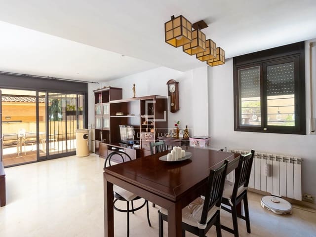 5 soveværelse Villa til salg i Cabrils med garage - € 645.000 (Ref: 9935099)