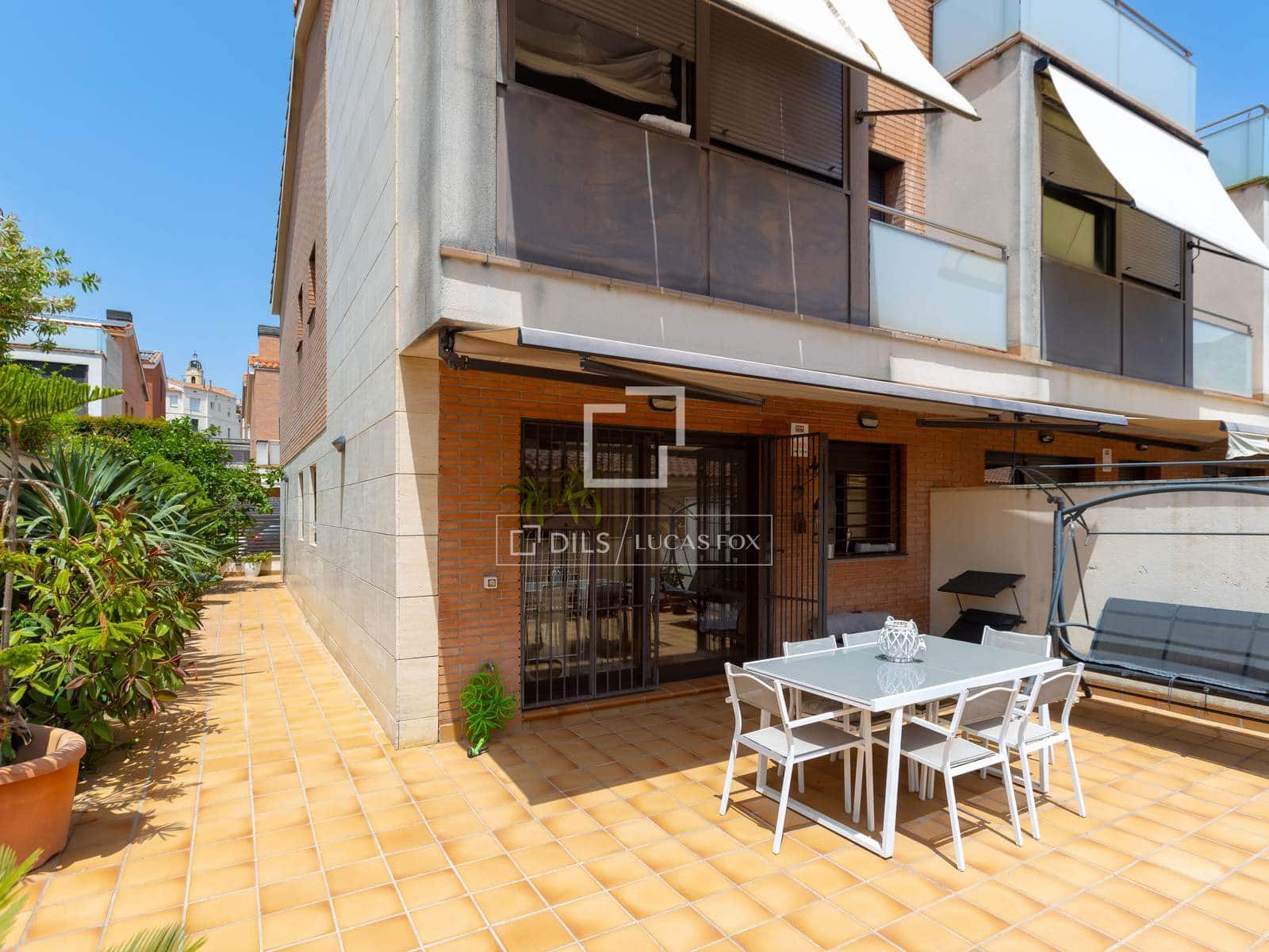 5 bedroom Villa for sale in Cabrils with garage - € 645,000 (Ref: 9935099)