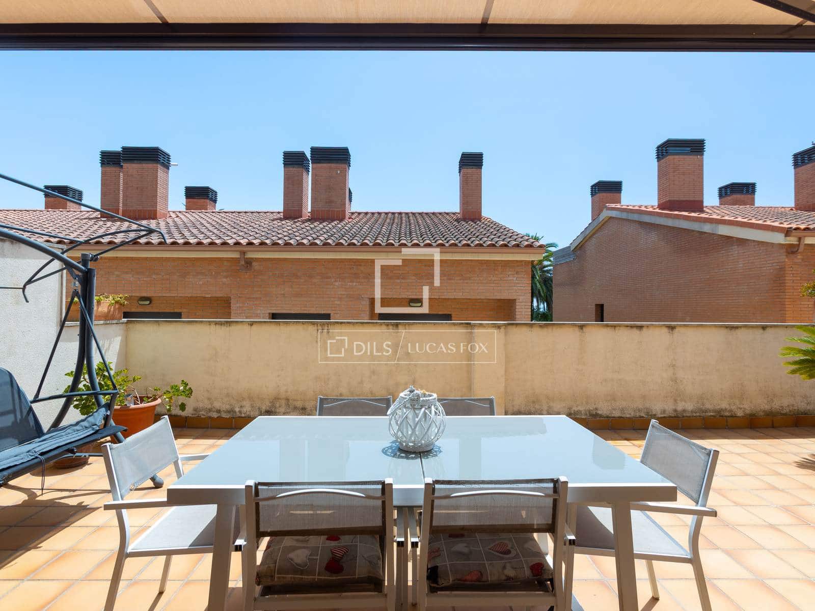 5 bedroom Villa for sale in Cabrils with garage - € 645,000 (Ref: 9935099)