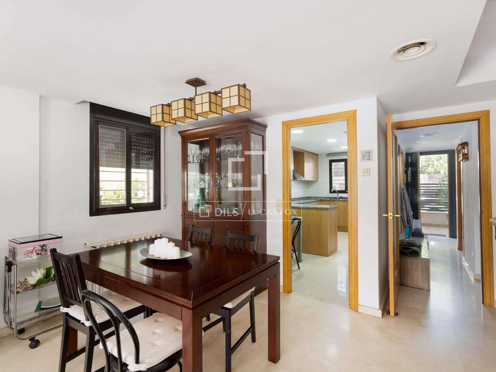 5 bedroom Villa for sale in Cabrils with garage - € 645,000 (Ref: 9935099)