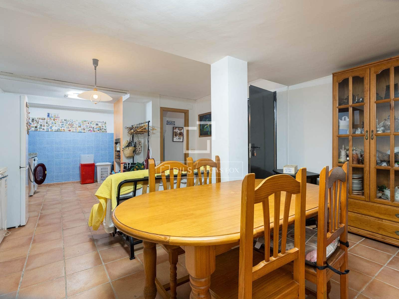 5 bedroom Villa for sale in Cabrils with garage - € 645,000 (Ref: 9935099)