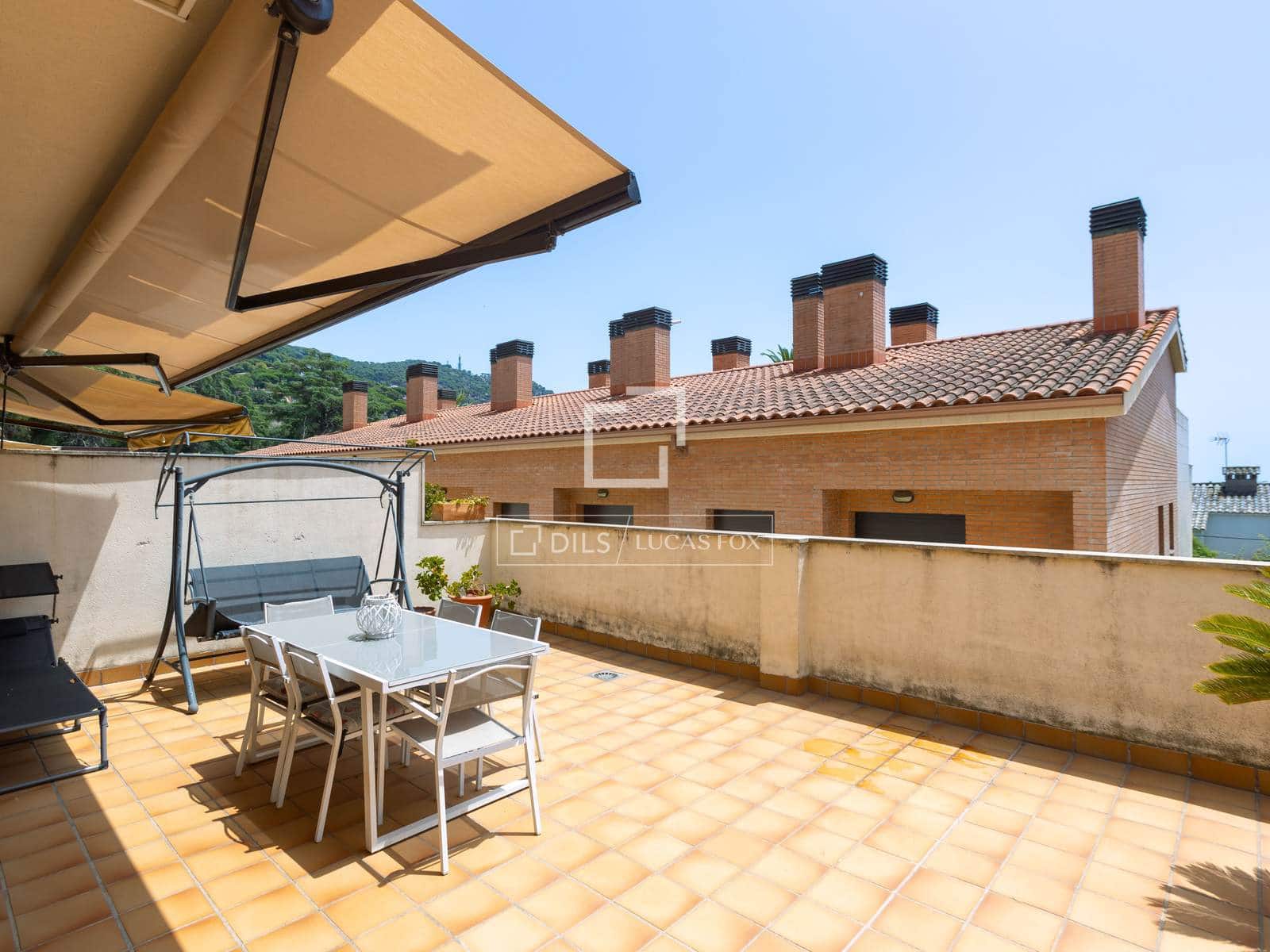 5 bedroom Villa for sale in Cabrils with garage - € 645,000 (Ref: 9935099)