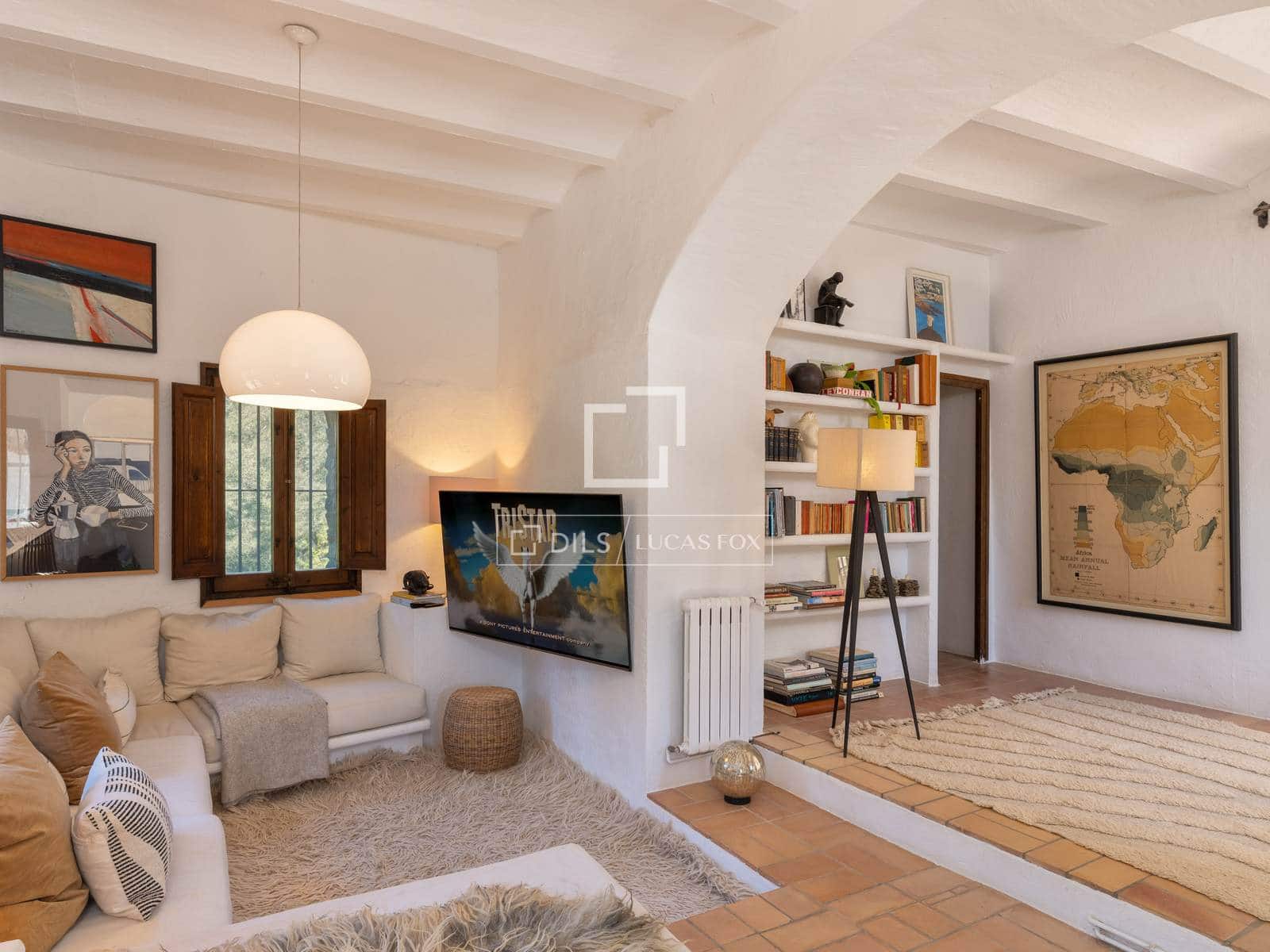 6 soveværelse Finca/Landehus til salg i Mont-ras med swimmingpool - € 2.225.000 (Ref: 9935100)