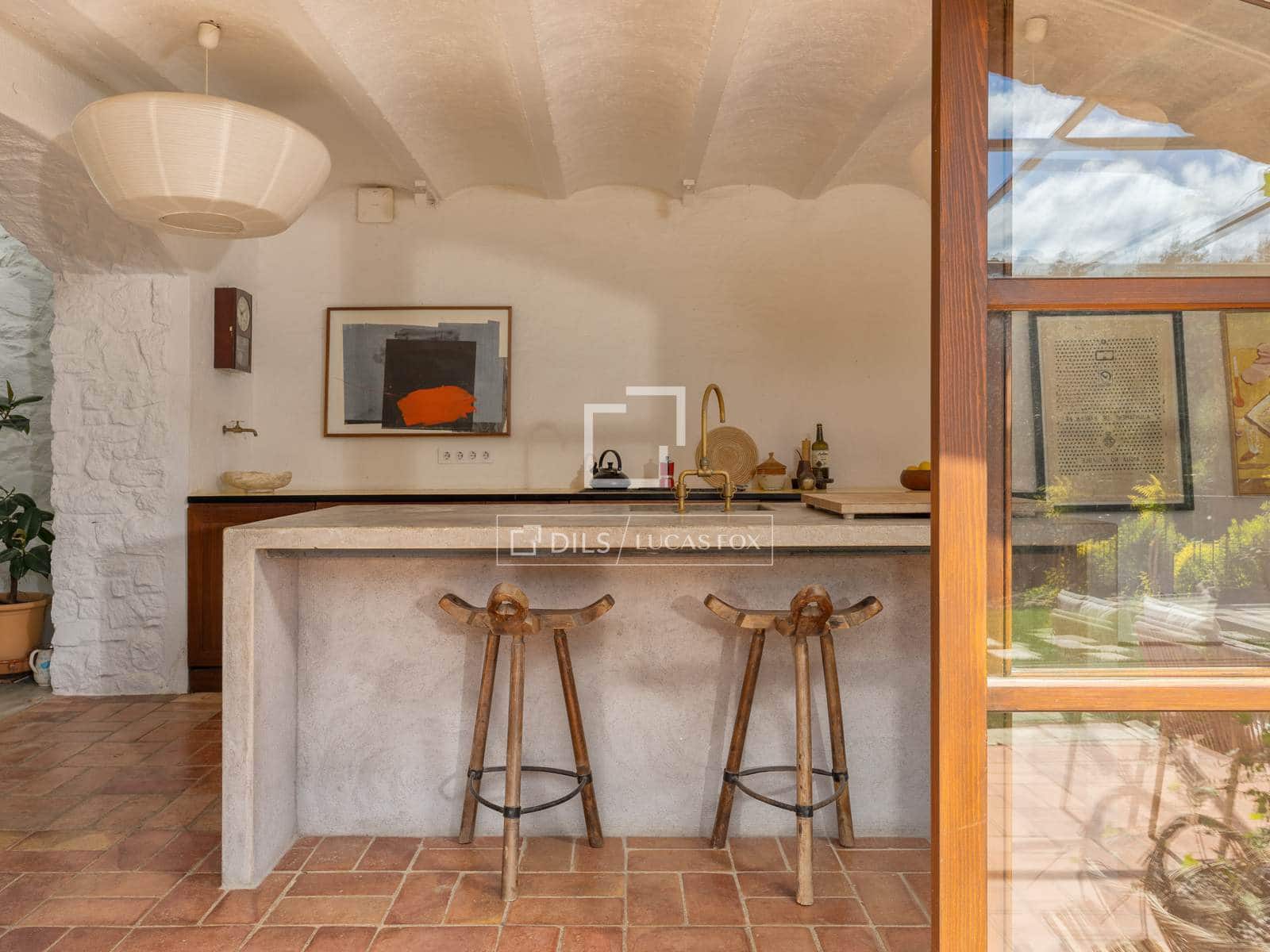 6 soveværelse Finca/Landehus til salg i Mont-ras med swimmingpool - € 2.225.000 (Ref: 9935100)