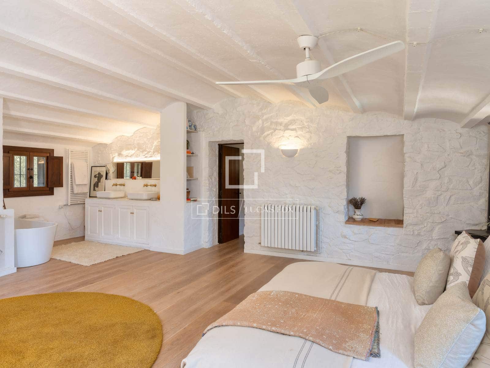 6 soveværelse Finca/Landehus til salg i Mont-ras med swimmingpool - € 2.225.000 (Ref: 9935100)