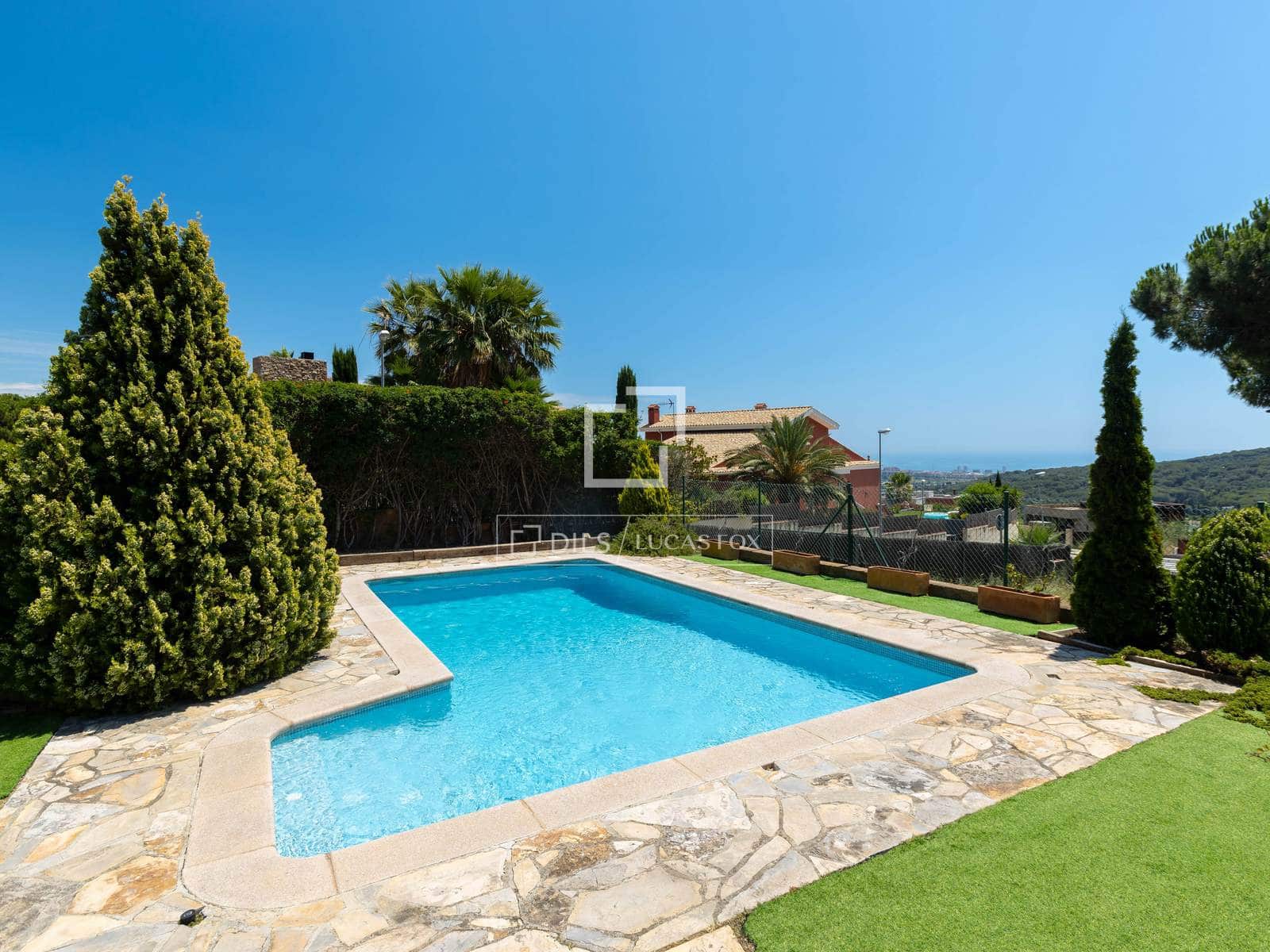 6 Zimmer Villa zu verkaufen in Argentona mit Pool Garage - 998.000 € (Ref: 9935101)