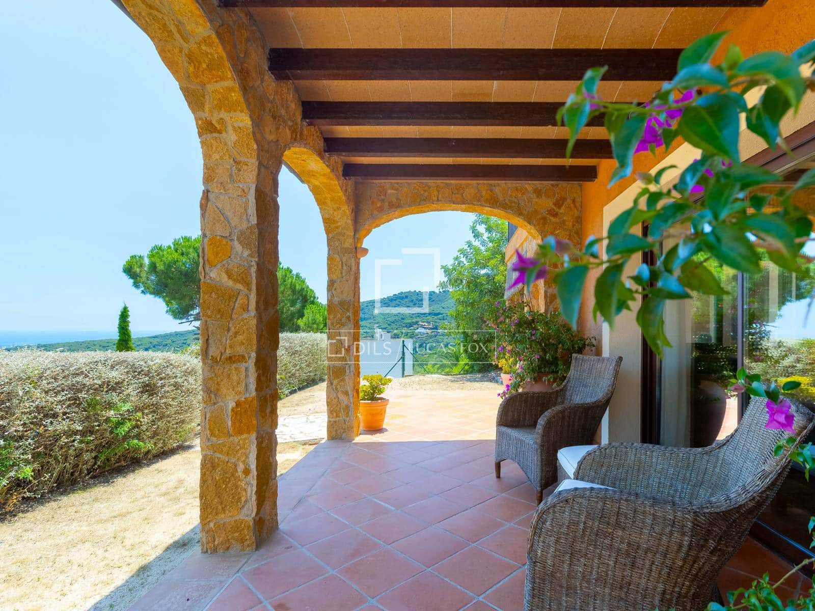 6 Zimmer Villa zu verkaufen in Argentona mit Pool Garage - 998.000 € (Ref: 9935101)
