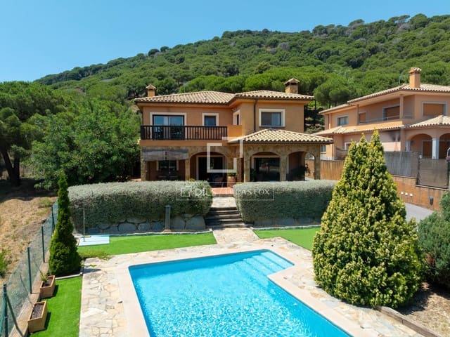6 Zimmer Villa zu verkaufen in Argentona mit Pool Garage - 998.000 € (Ref: 9935101)