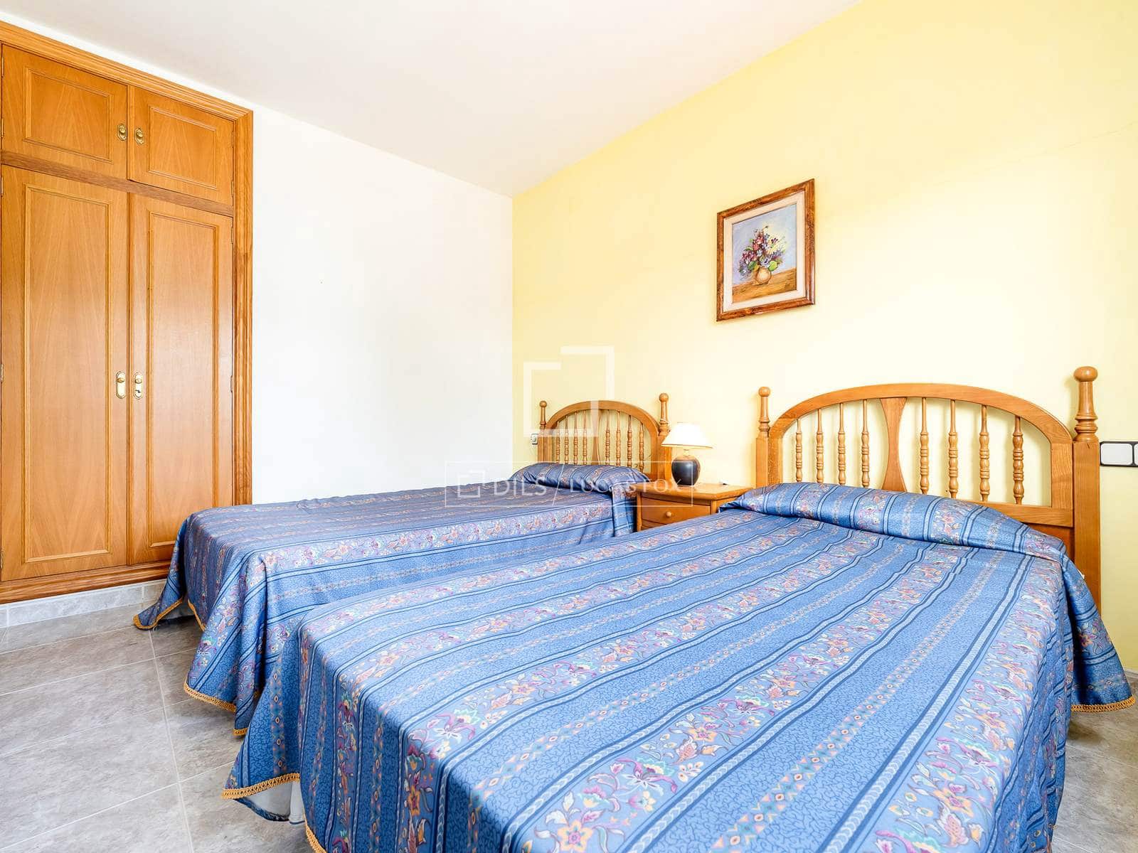 4 soveværelse Villa til salg i Banyeres del Penedes med swimmingpool garage - € 649.000 (Ref: 9935102)