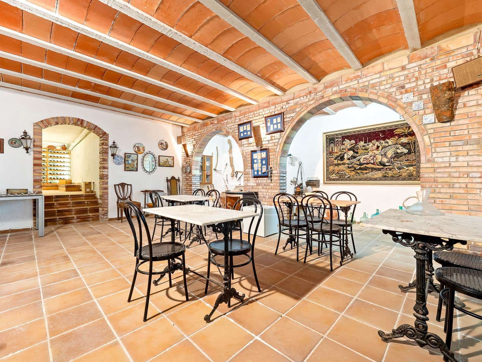 4 soveværelse Villa til salg i Banyeres del Penedes med swimmingpool garage - € 649.000 (Ref: 9935102)