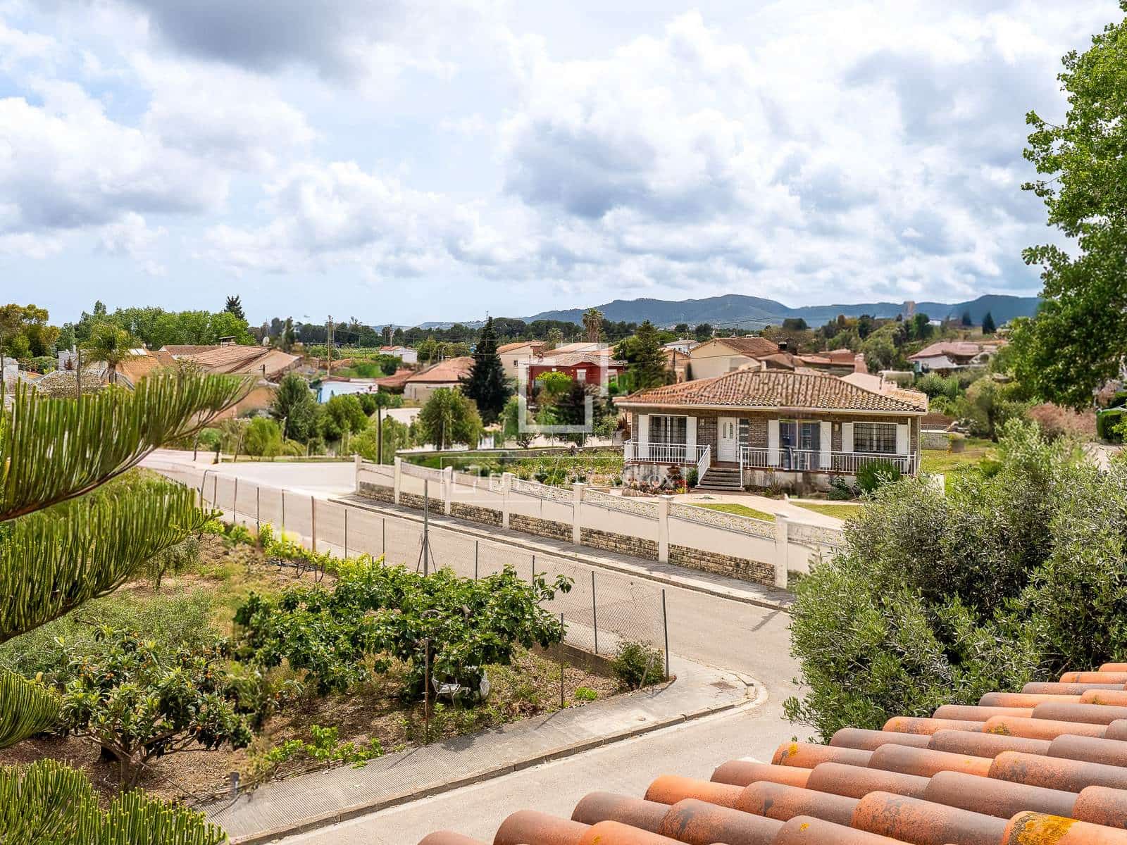 4 soveværelse Villa til salg i Banyeres del Penedes med swimmingpool garage - € 649.000 (Ref: 9935102)