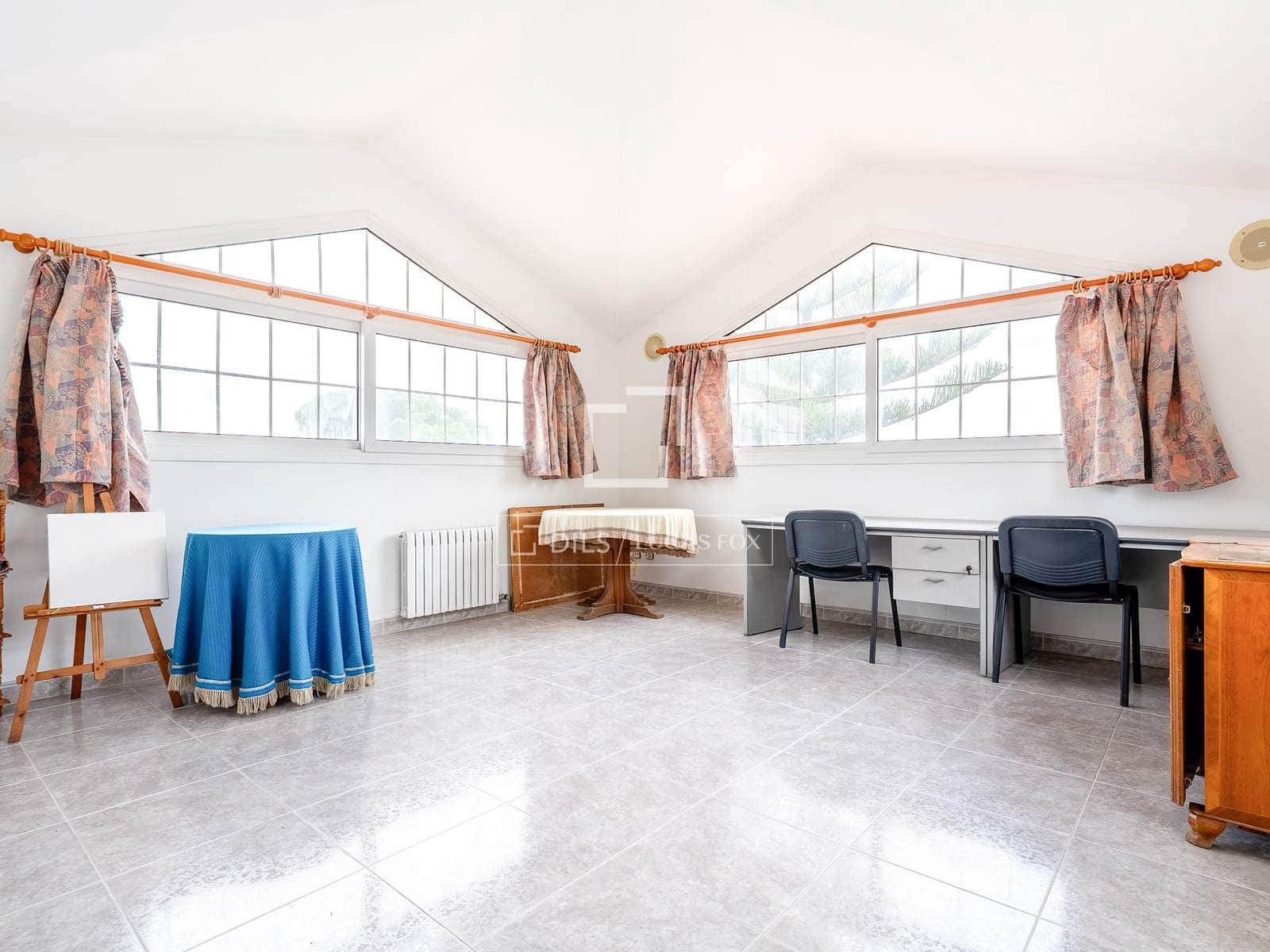 4 soveværelse Villa til salg i Banyeres del Penedes med swimmingpool garage - € 649.000 (Ref: 9935102)