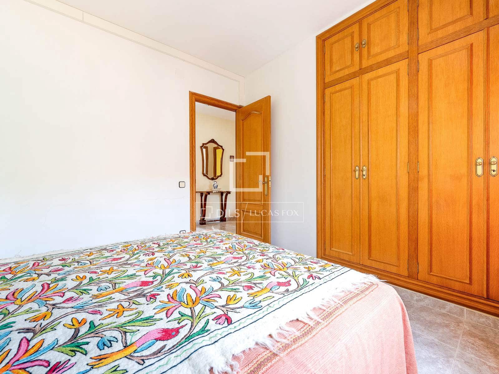 4 soveværelse Villa til salg i Banyeres del Penedes med swimmingpool garage - € 649.000 (Ref: 9935102)
