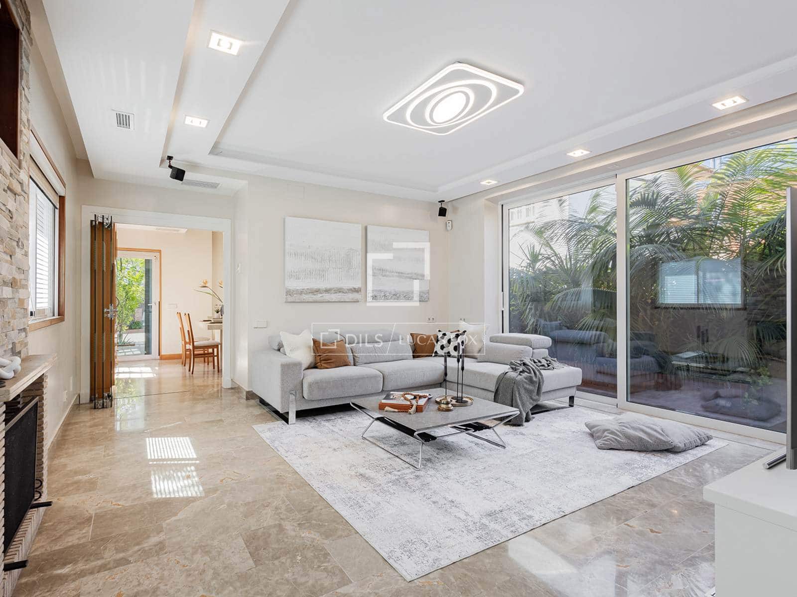 6 bedroom Villa for rent in Castelldefels with pool garage - € 8,900 (Ref: 9935179)