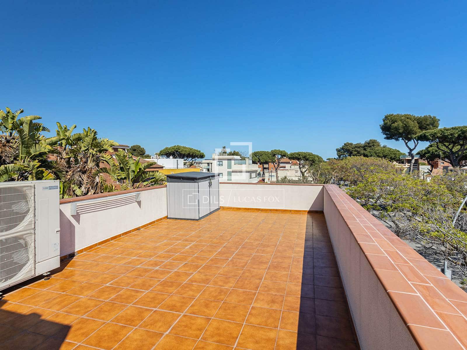 6 bedroom Villa for rent in Castelldefels with pool garage - € 8,900 (Ref: 9935179)
