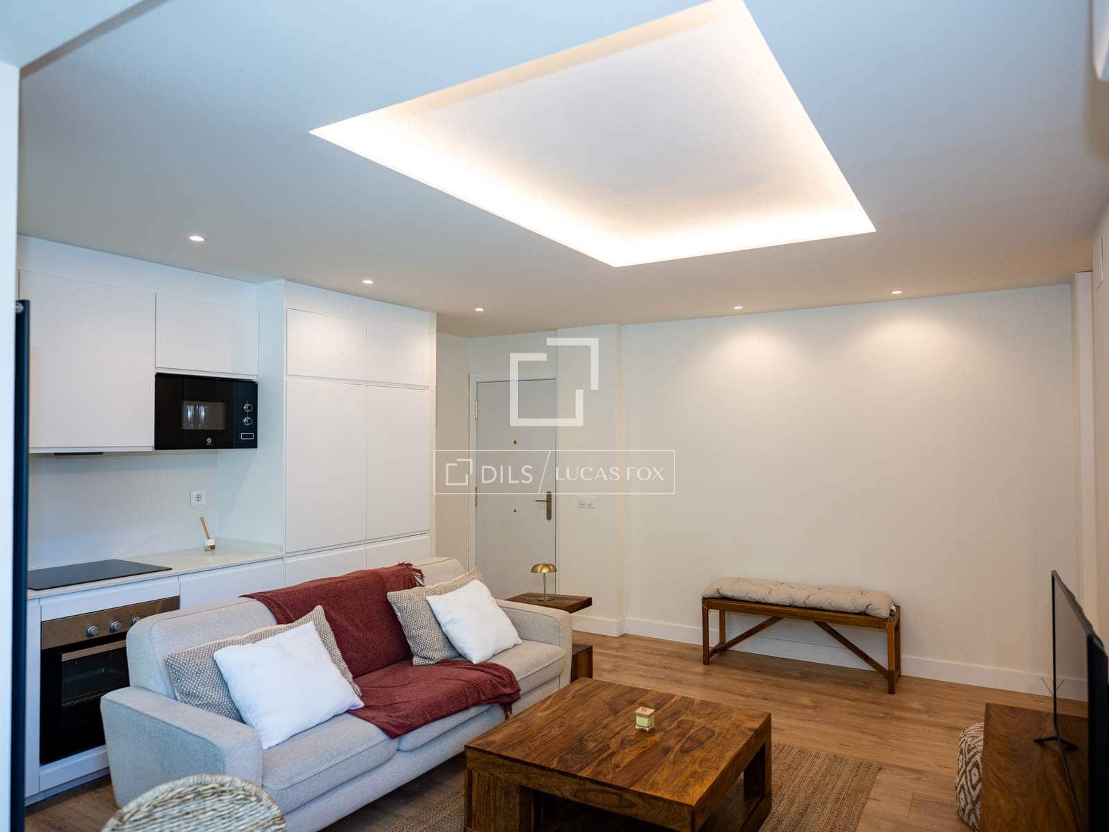 3 slaapkamer Appartement te huur in Madrid stad met garage - € 2.700 (Ref: 9935180)