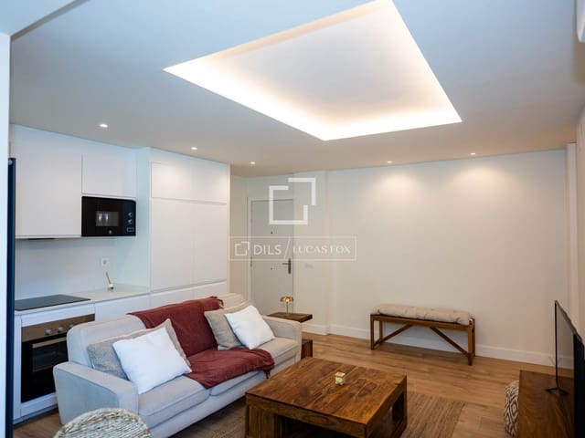 3 slaapkamer Appartement te huur in Nueva España, Madrid stad met garage - € 2.700 (Ref: 9935180)