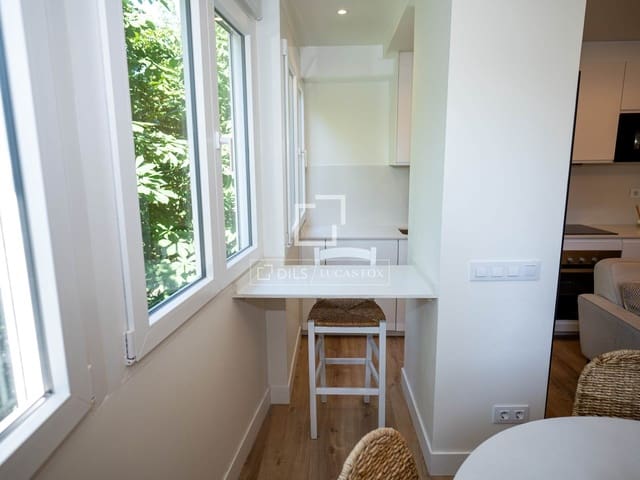 3 slaapkamer Appartement te huur in Nueva España, Madrid stad met garage - € 2.700 (Ref: 9935180)