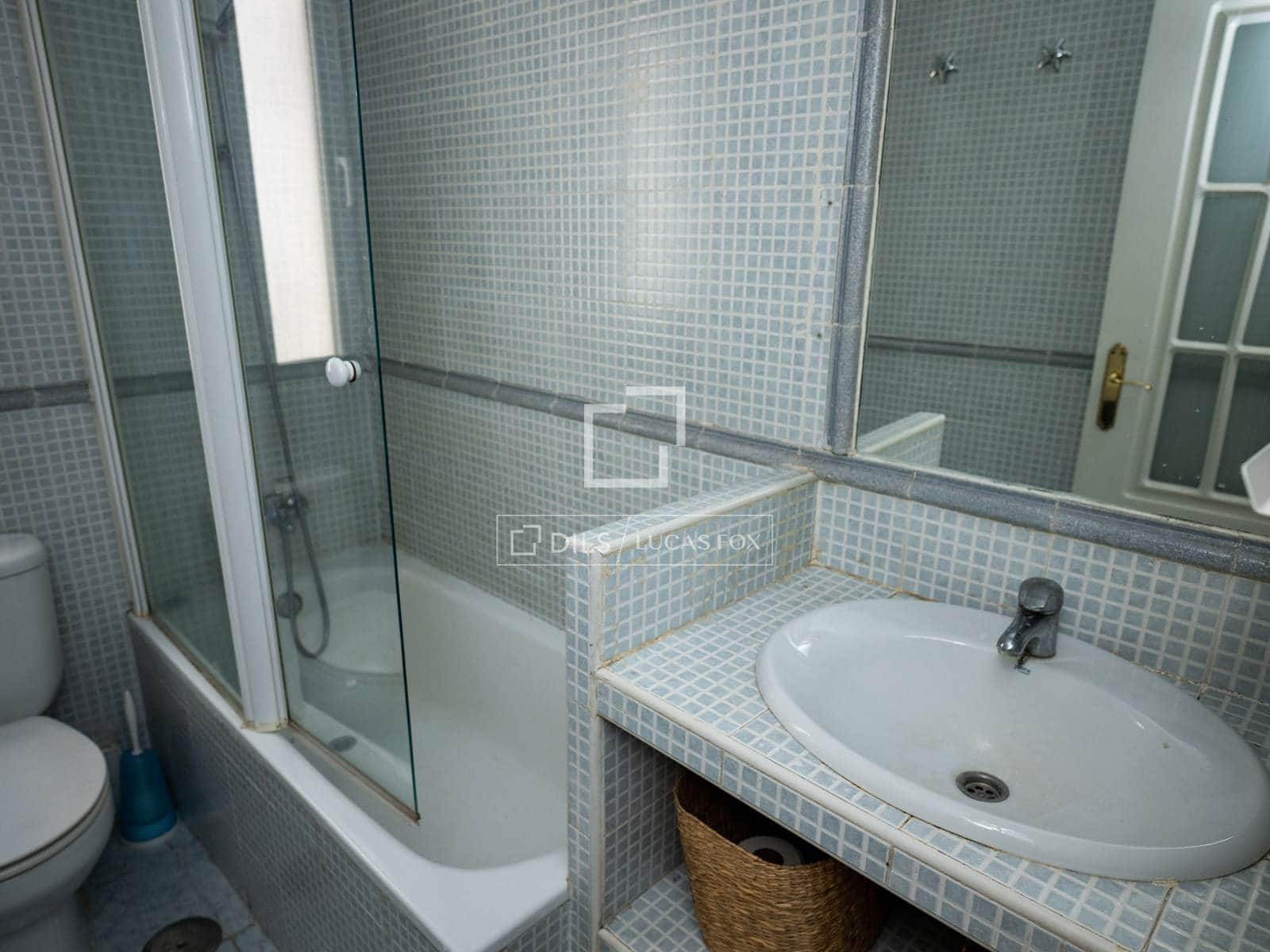 1 slaapkamer Penthouse te huur in Madrid stad - € 1.600 (Ref: 9935181)