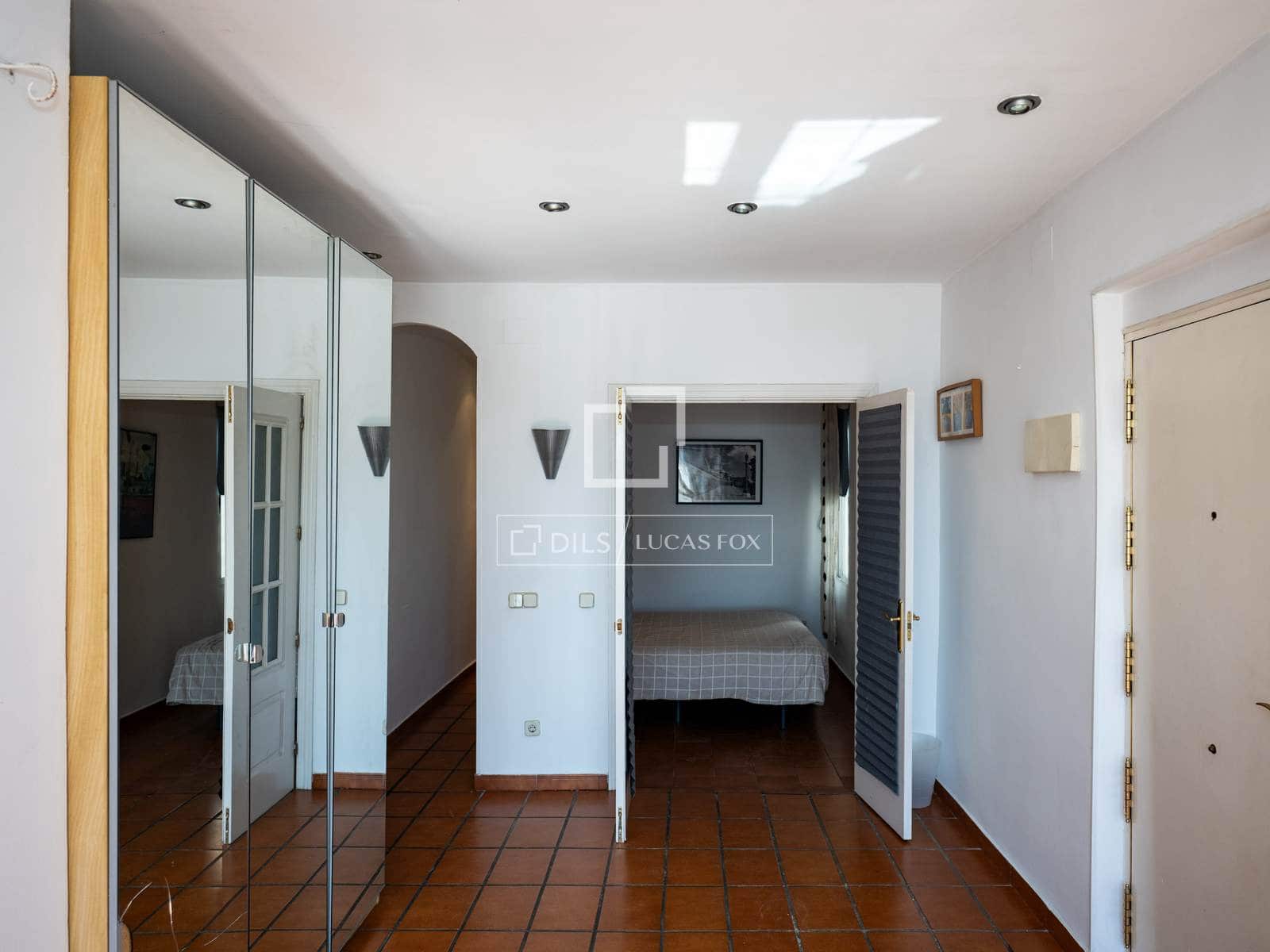 1 slaapkamer Penthouse te huur in Madrid stad - € 1.600 (Ref: 9935181)