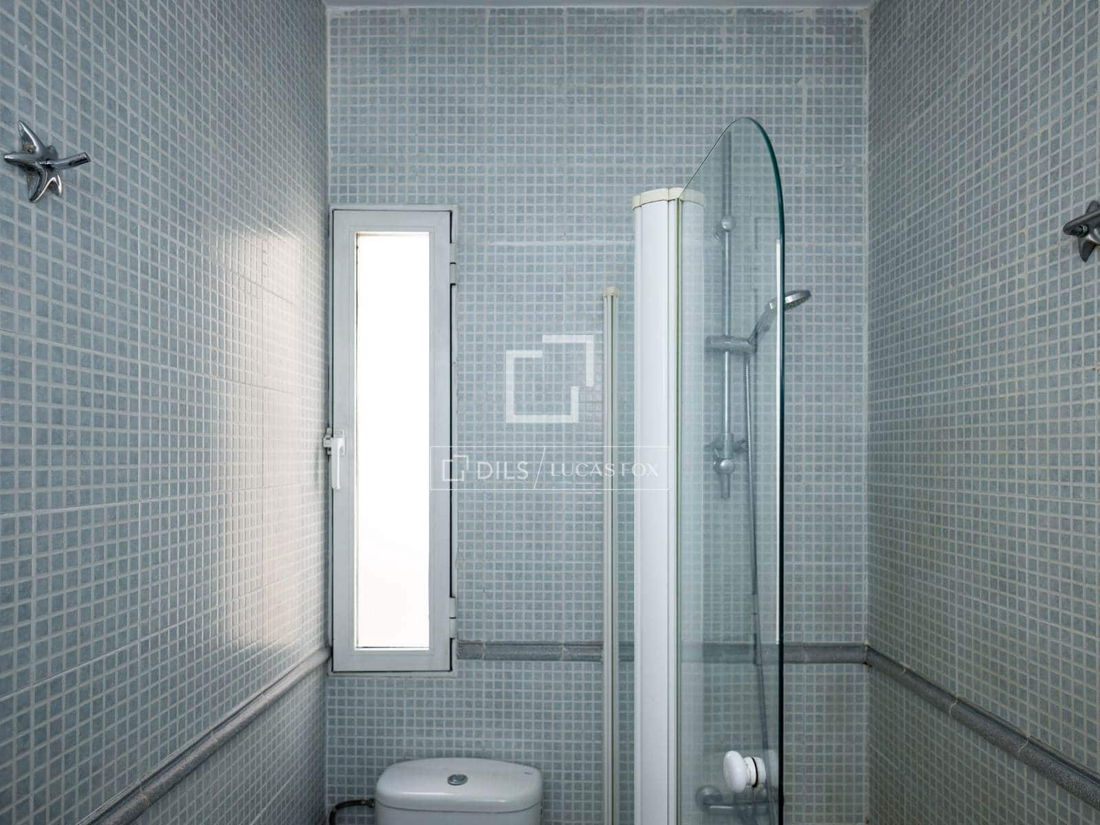 1 slaapkamer Penthouse te huur in Madrid stad - € 1.600 (Ref: 9935181)