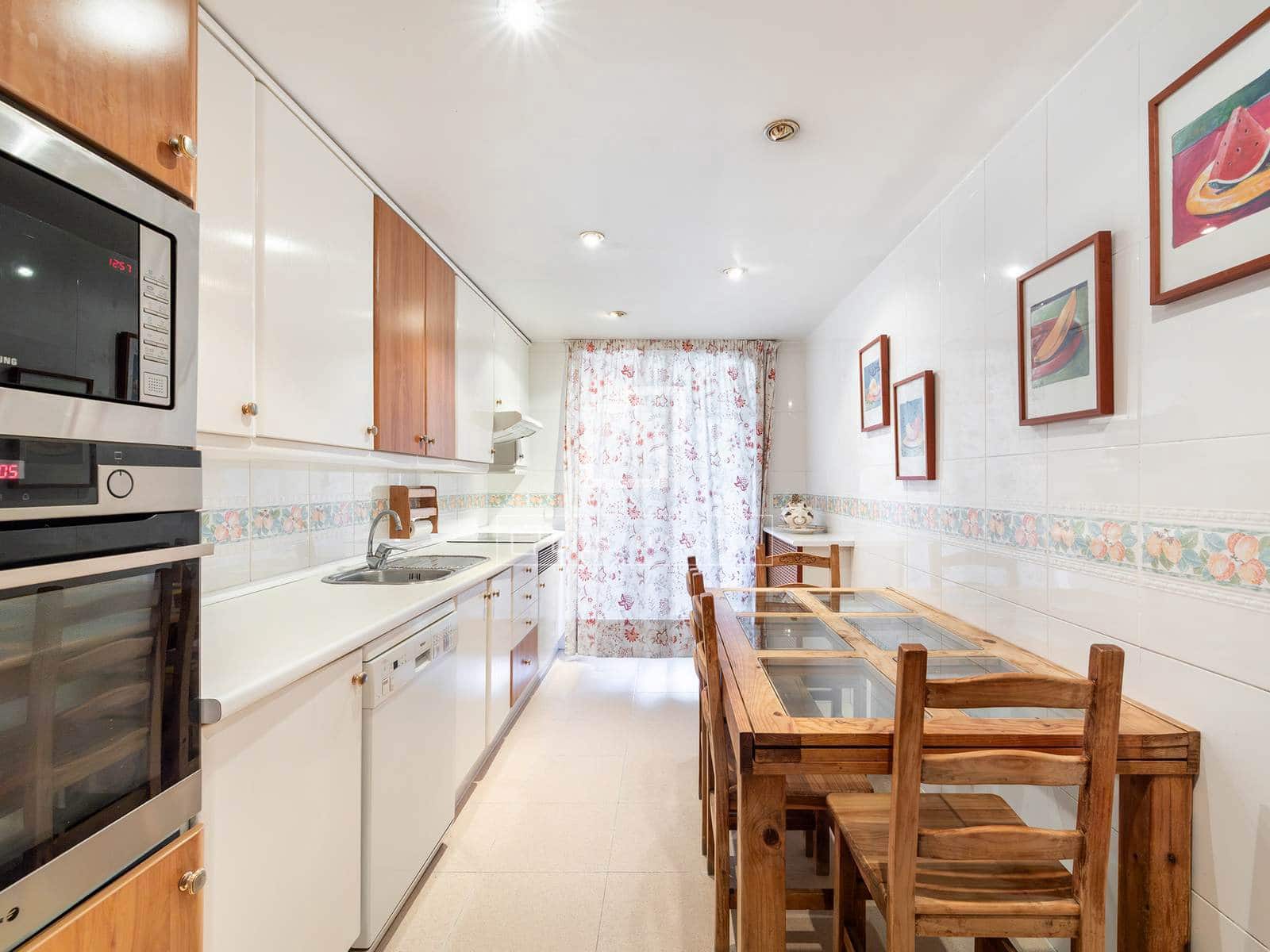 4 soverom Penthouse til salgs i Majadahonda med svømmebasseng garasje - € 1 240 000 (Ref: 9935183)