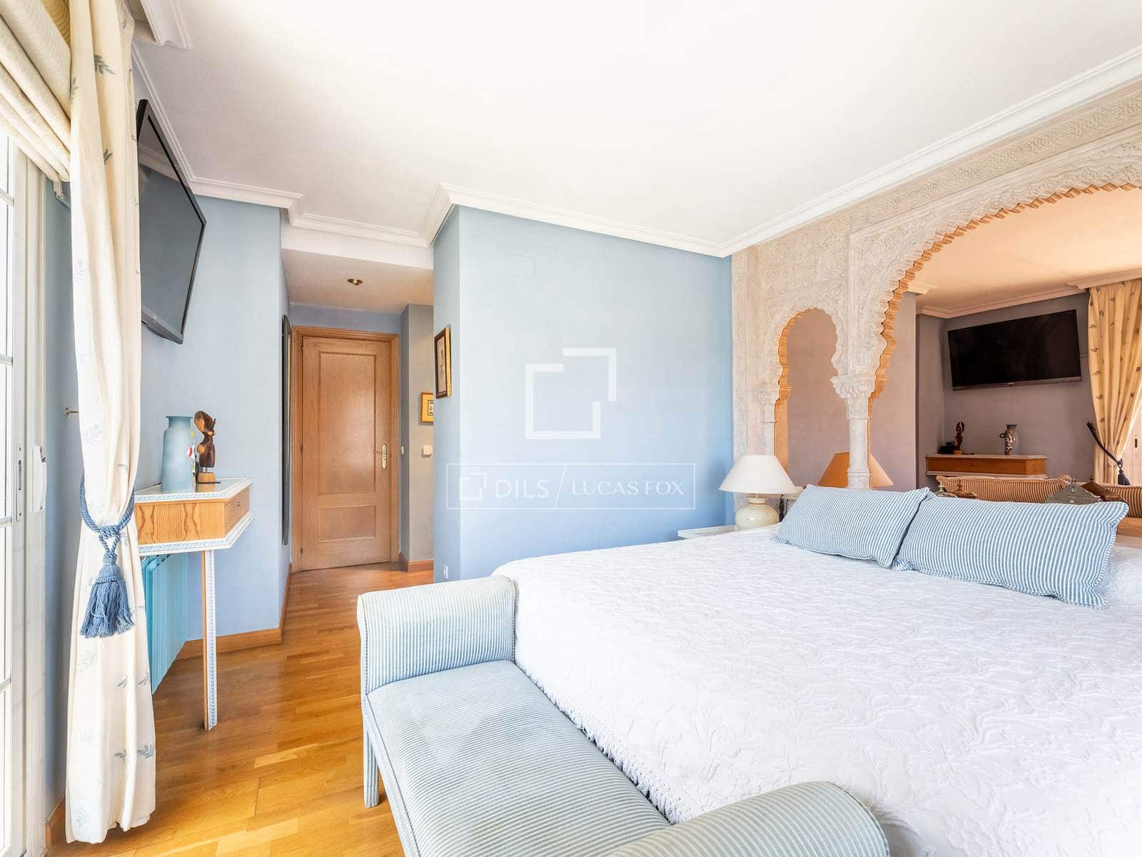 4 soverom Penthouse til salgs i Majadahonda med svømmebasseng garasje - € 1 240 000 (Ref: 9935183)