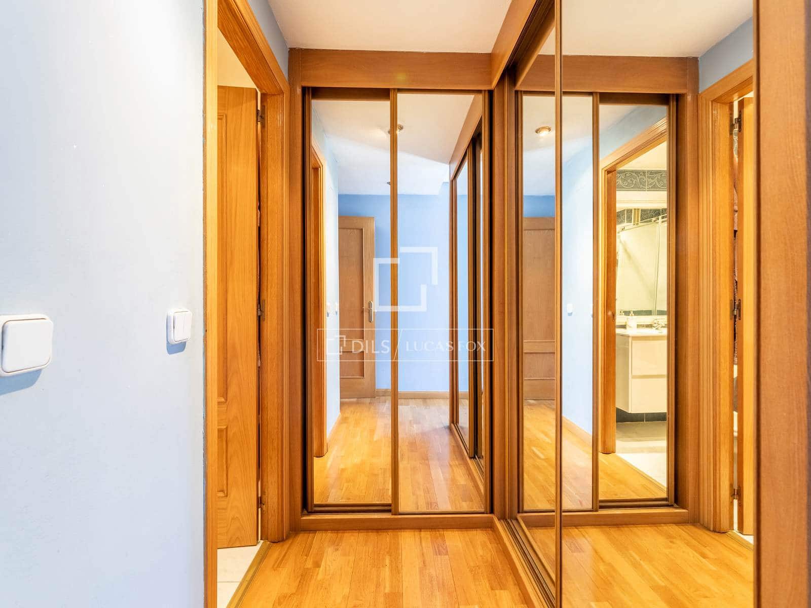 4 soverom Penthouse til salgs i Majadahonda med svømmebasseng garasje - € 1 240 000 (Ref: 9935183)