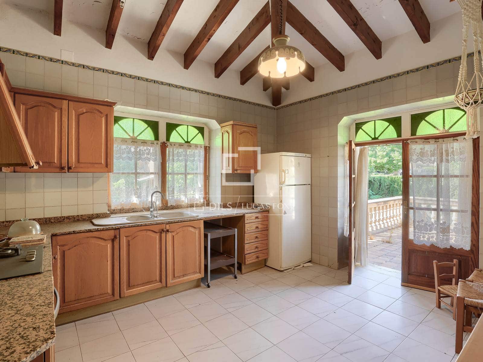 7 bedroom Villa for sale in Valldemosa with garage - € 3,900,000 (Ref: 9935184)