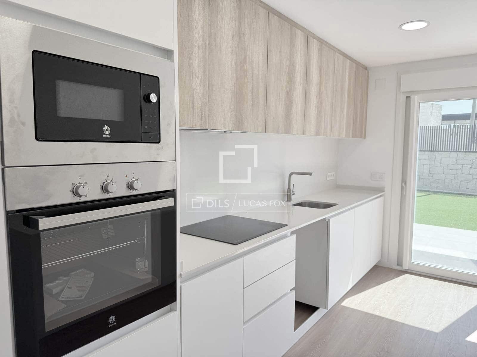 4 slaapkamer Villa te koop in Finestrat met garage - € 555.000 (Ref: 9935282)