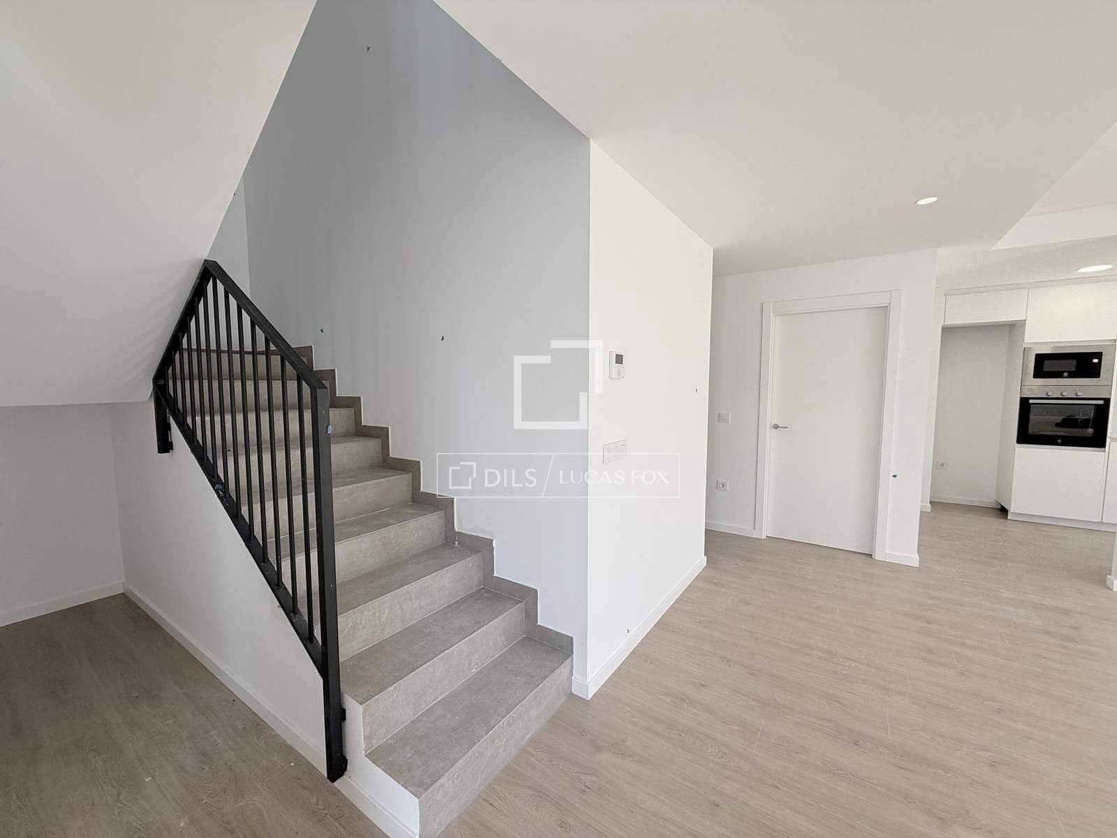 4 slaapkamer Villa te koop in Finestrat met garage - € 555.000 (Ref: 9935282)
