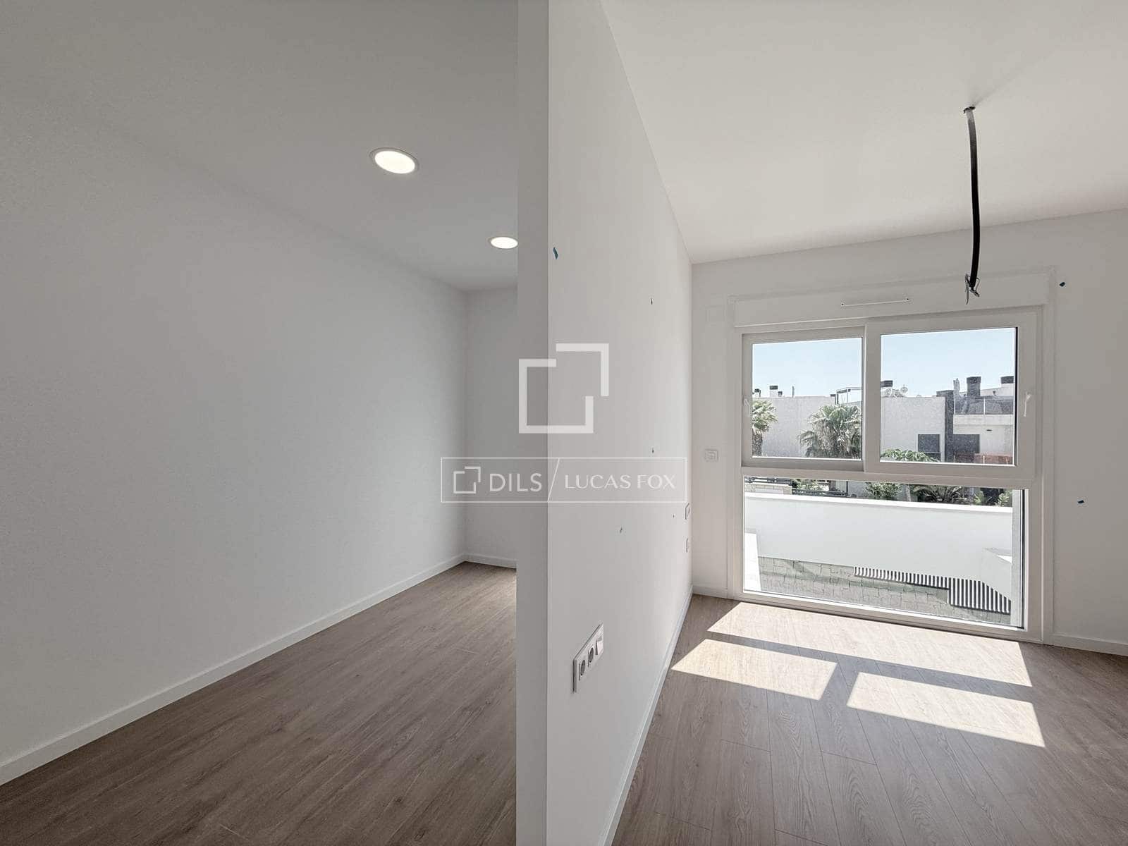 4 slaapkamer Villa te koop in Finestrat met garage - € 555.000 (Ref: 9935282)