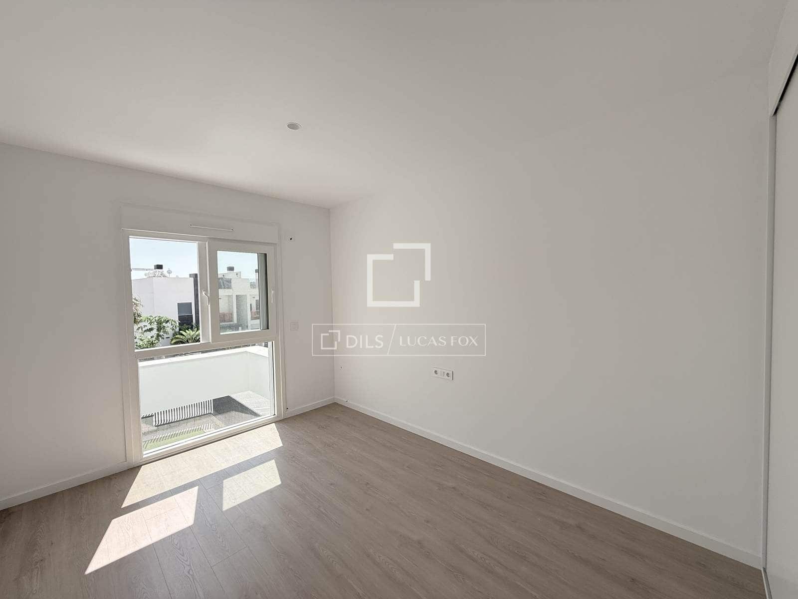 4 slaapkamer Villa te koop in Finestrat met garage - € 555.000 (Ref: 9935282)