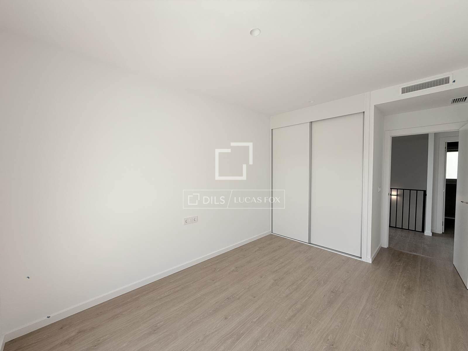 4 slaapkamer Villa te koop in Finestrat met garage - € 555.000 (Ref: 9935282)