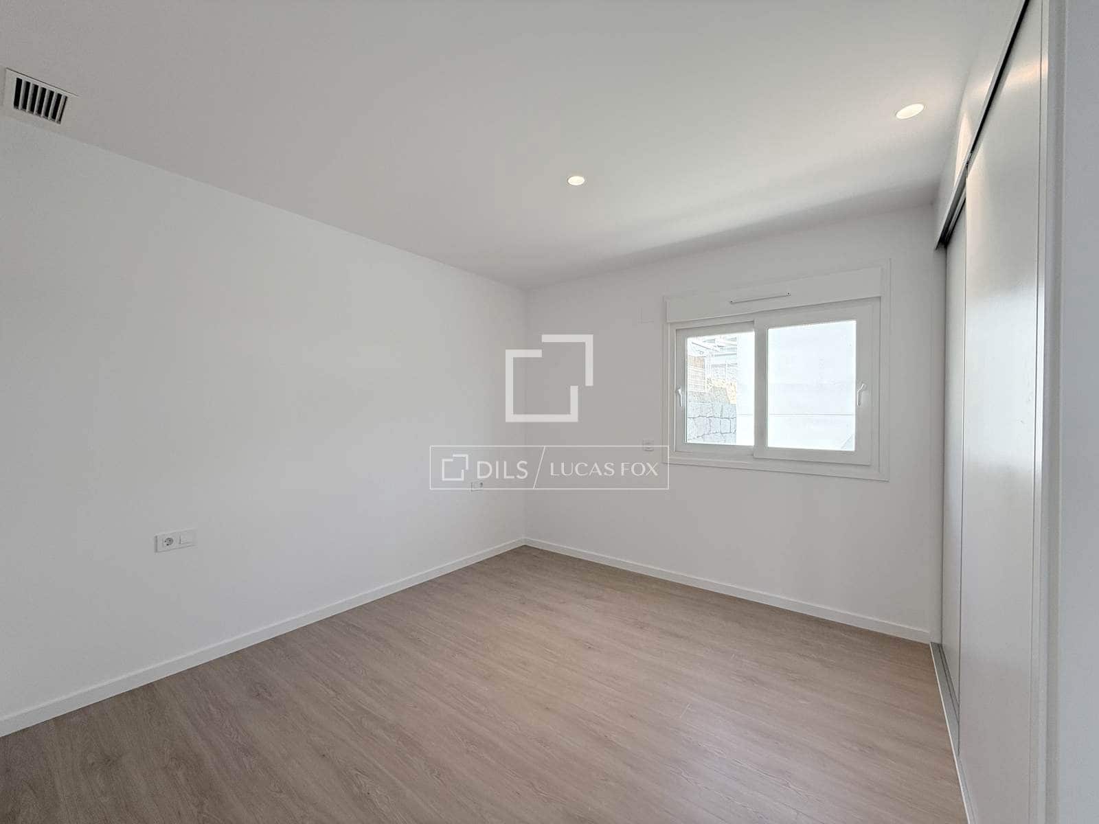 4 slaapkamer Villa te koop in Finestrat met garage - € 555.000 (Ref: 9935282)