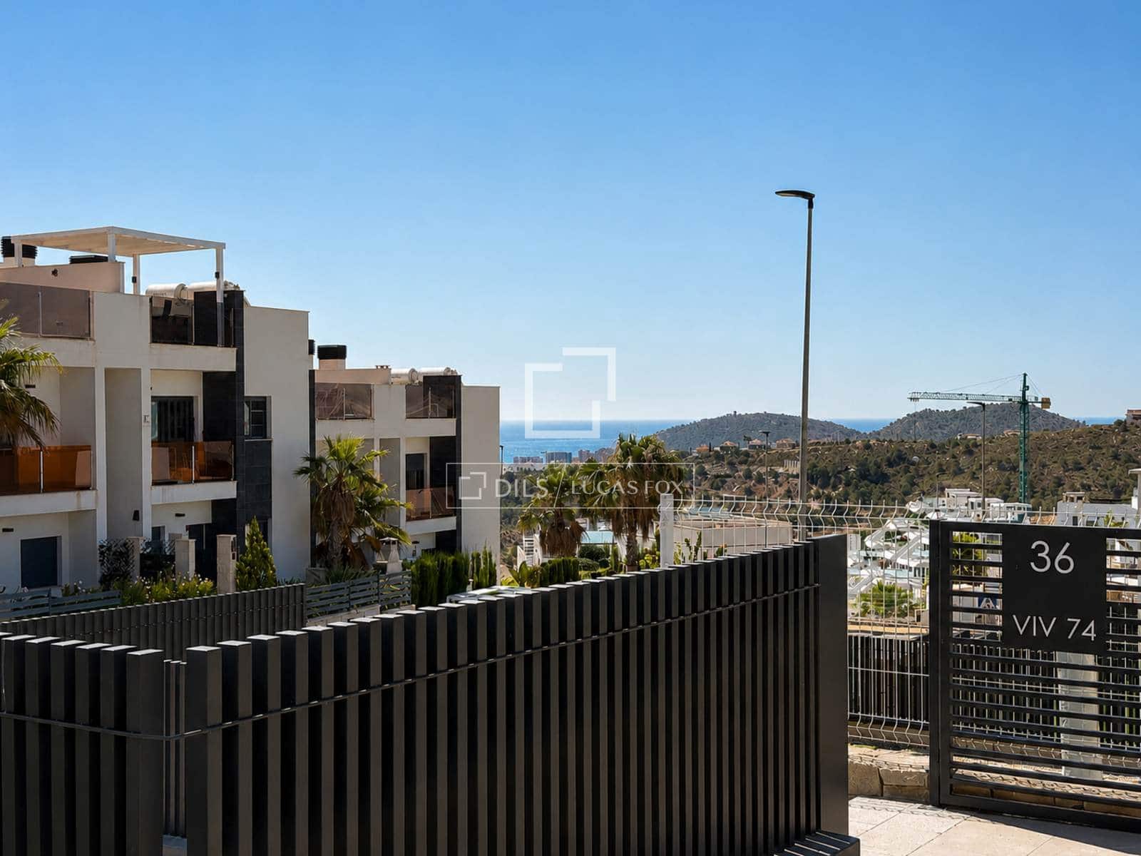 4 slaapkamer Villa te koop in Finestrat met garage - € 555.000 (Ref: 9935282)