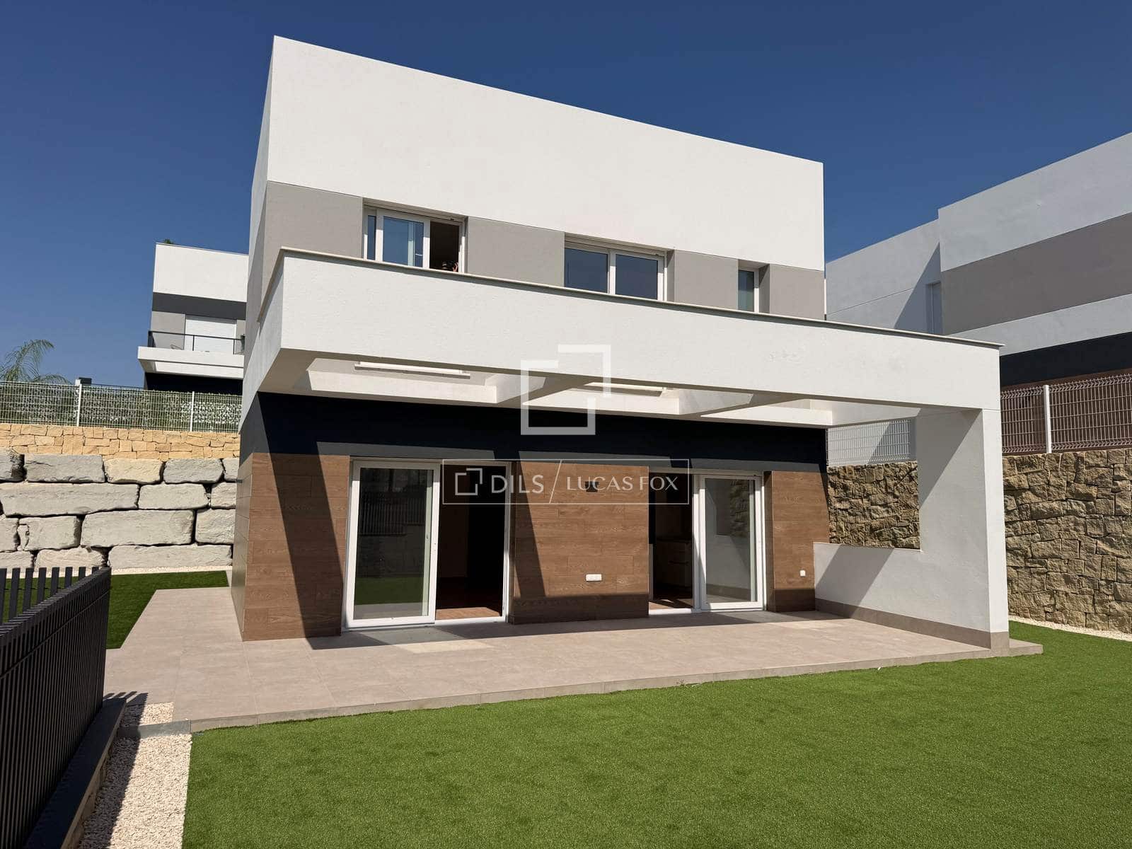 4 slaapkamer Villa te koop in Finestrat met garage - € 555.000 (Ref: 9935282)