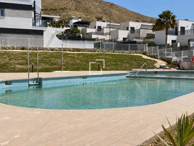 4 slaapkamer Villa te koop in Finestrat met garage - € 555.000 (Ref: 9935282)