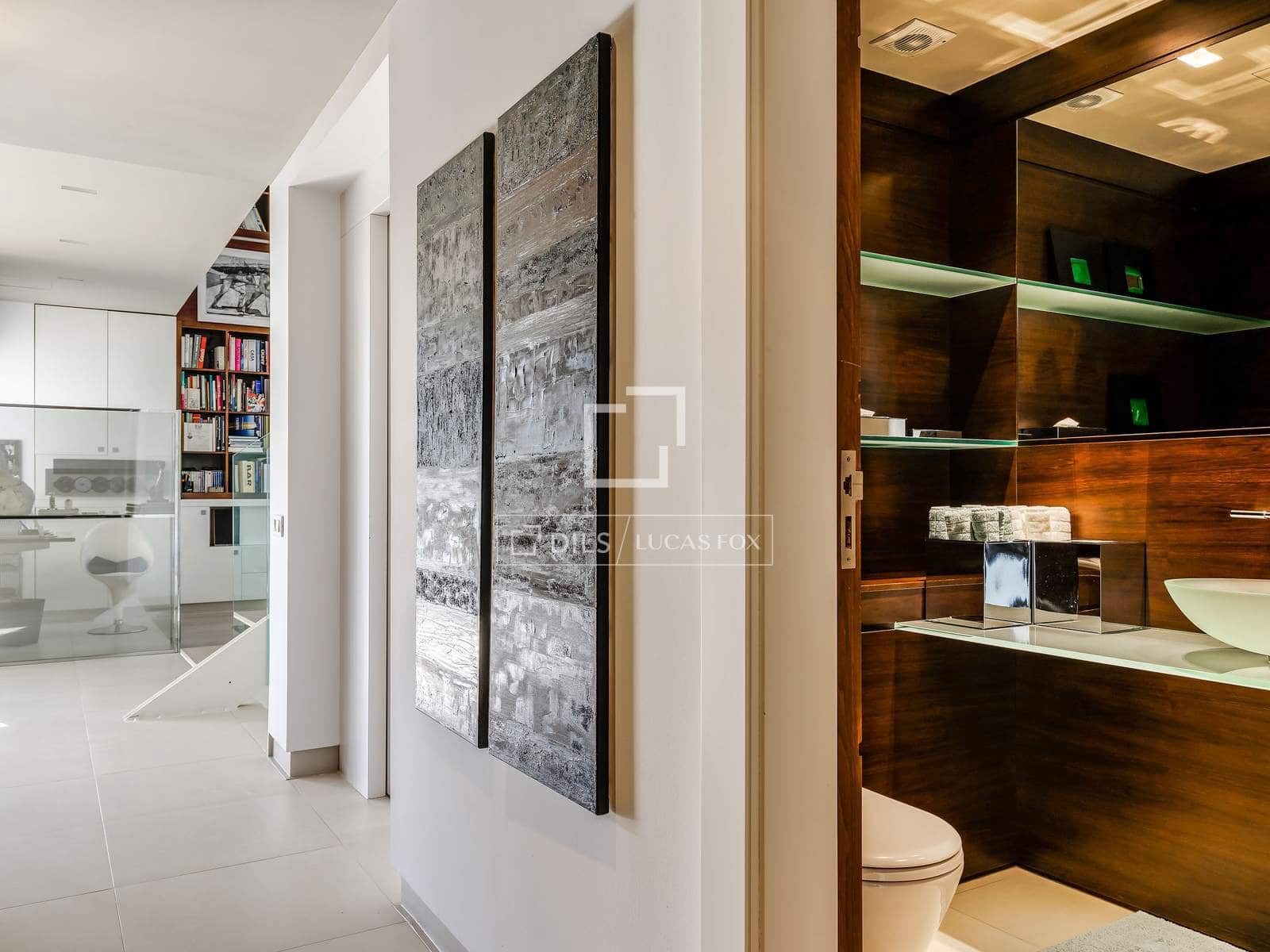 5 soverom Villa til salgs i Barcelona by med svømmebasseng garasje - € 3 900 000 (Ref: 9935351)